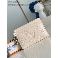 30위 LOUIS VUITTON 루이비통 앙프렝뜨 카드/명함지갑 M12179 2024/신상 2COLOR