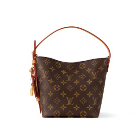 27위 LOUIS VUITTON 루이비통 ALL IN BB 백 M12925