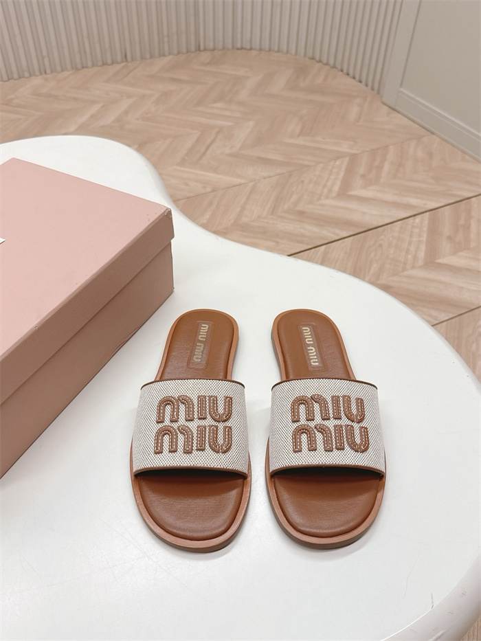 12위 MIUMIU 미우미우 여성용 슬리퍼 M90473-2