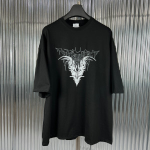 VETEMENTS 베트멍 고트 반팔