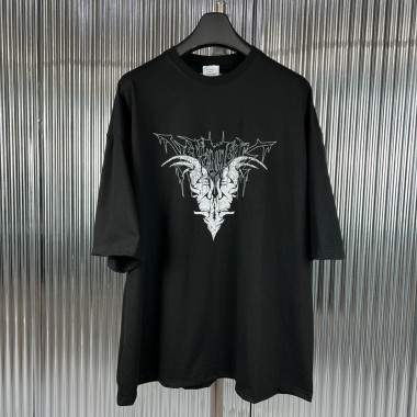 VETEMENTS 베트멍 고트 반팔